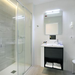 Superior Double or Twin Room City View 21